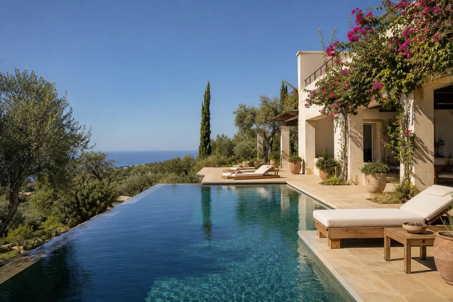 Private villas and residences